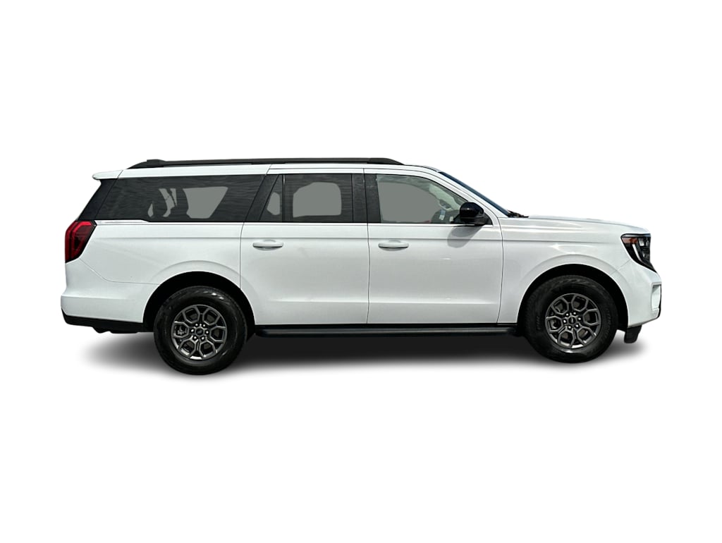 Thumbnail: 2025 Ford Expedition MAX - 17