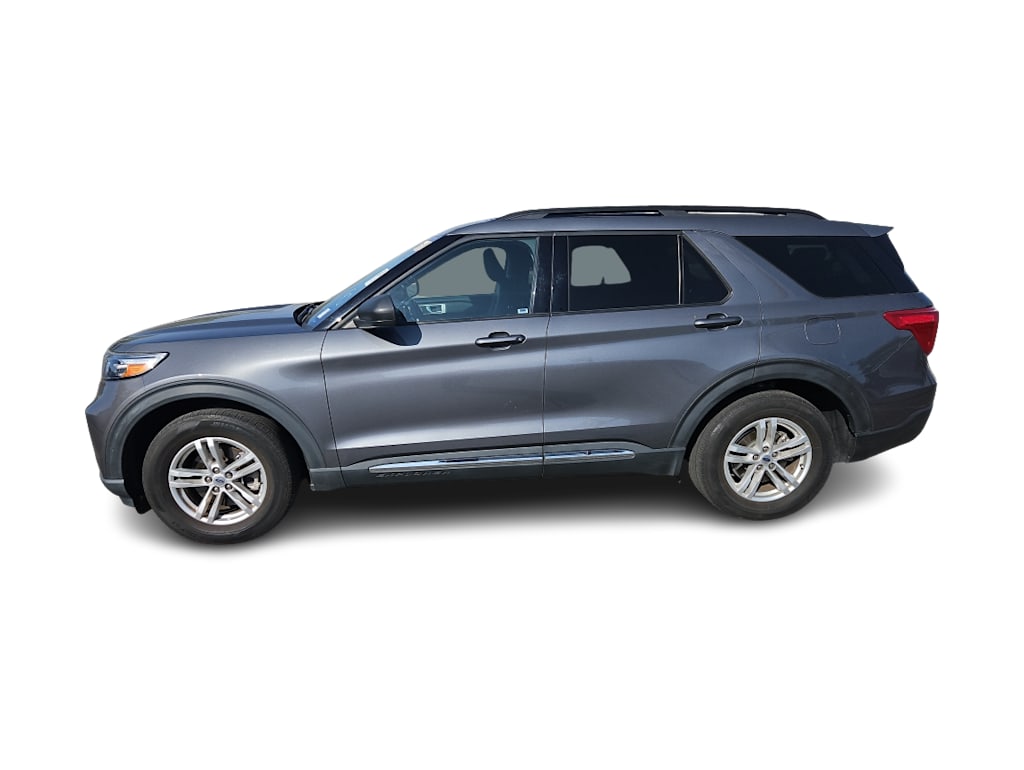 Thumbnail: 2022 Ford Explorer - 3