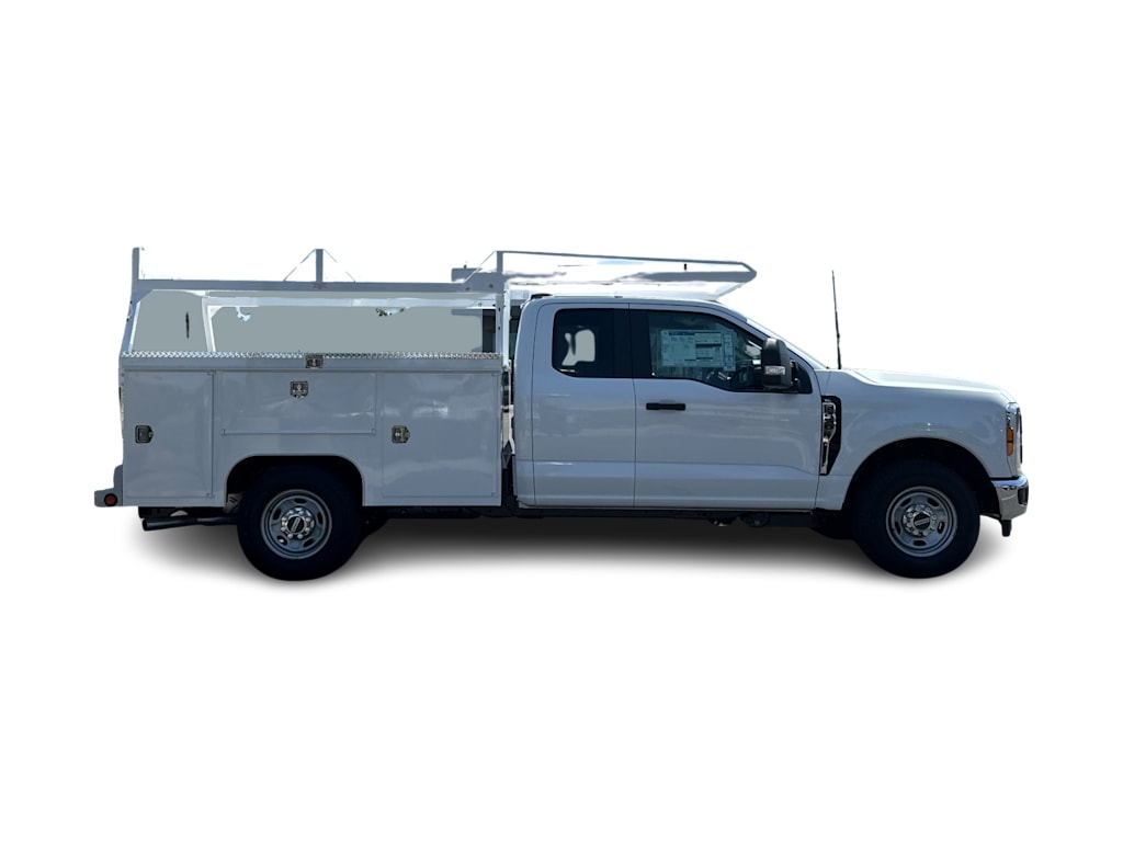 Thumbnail: 2025 Ford F-250 - 16