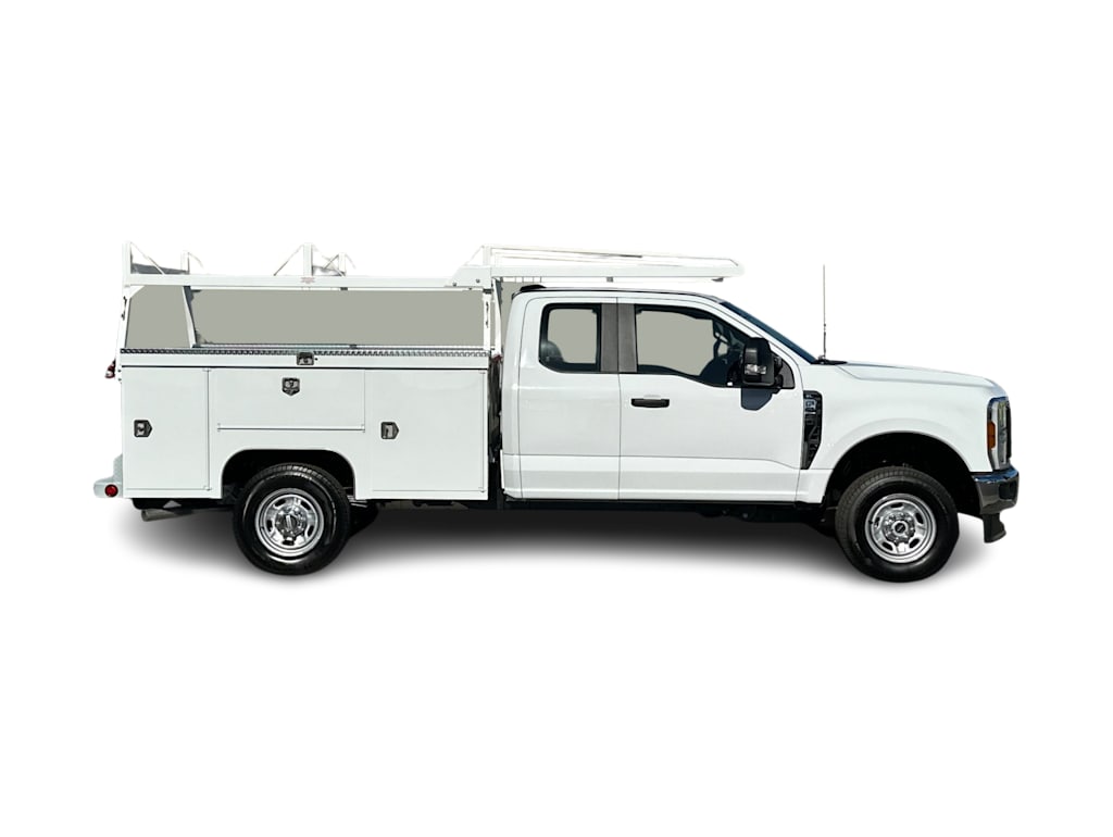 Thumbnail: 2026 Ford F-350 - 16