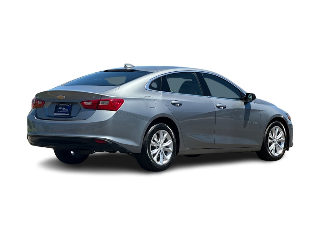 Thumbnail: 2024 Chevrolet Malibu - 17