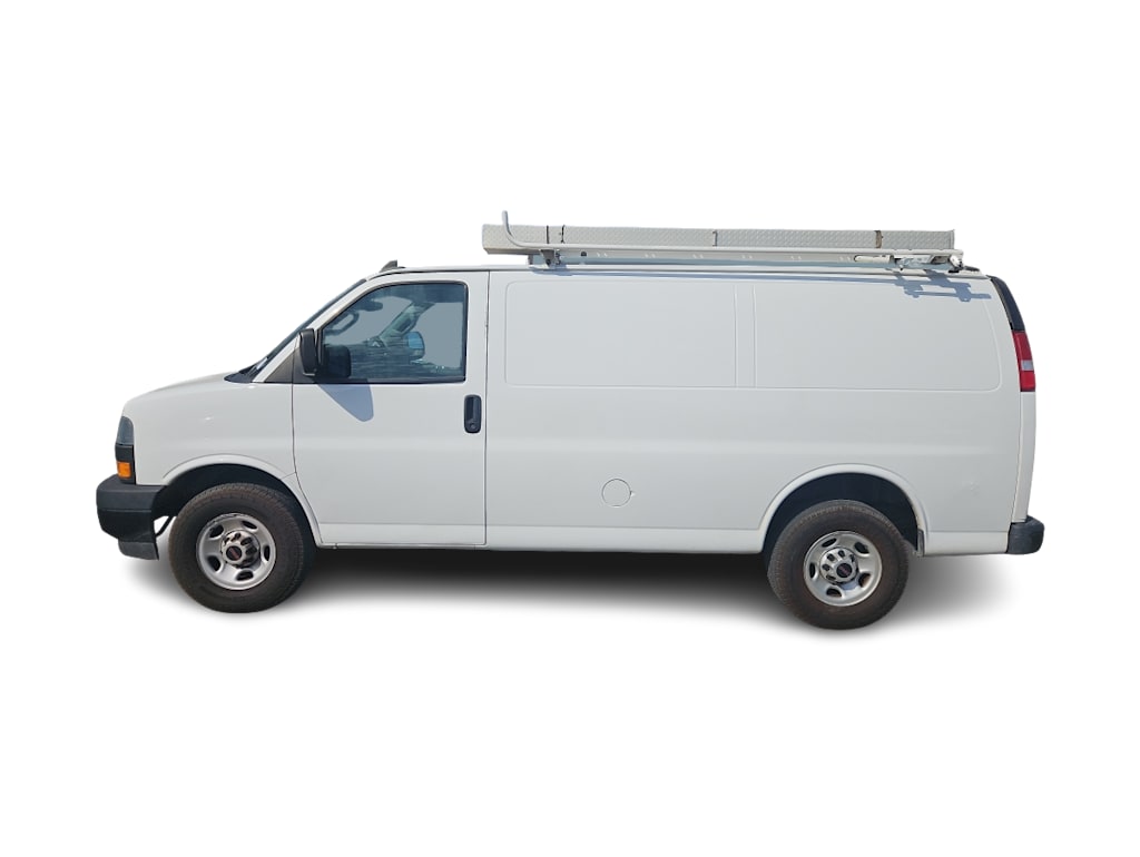 Thumbnail: 2023 GMC Savana - 3