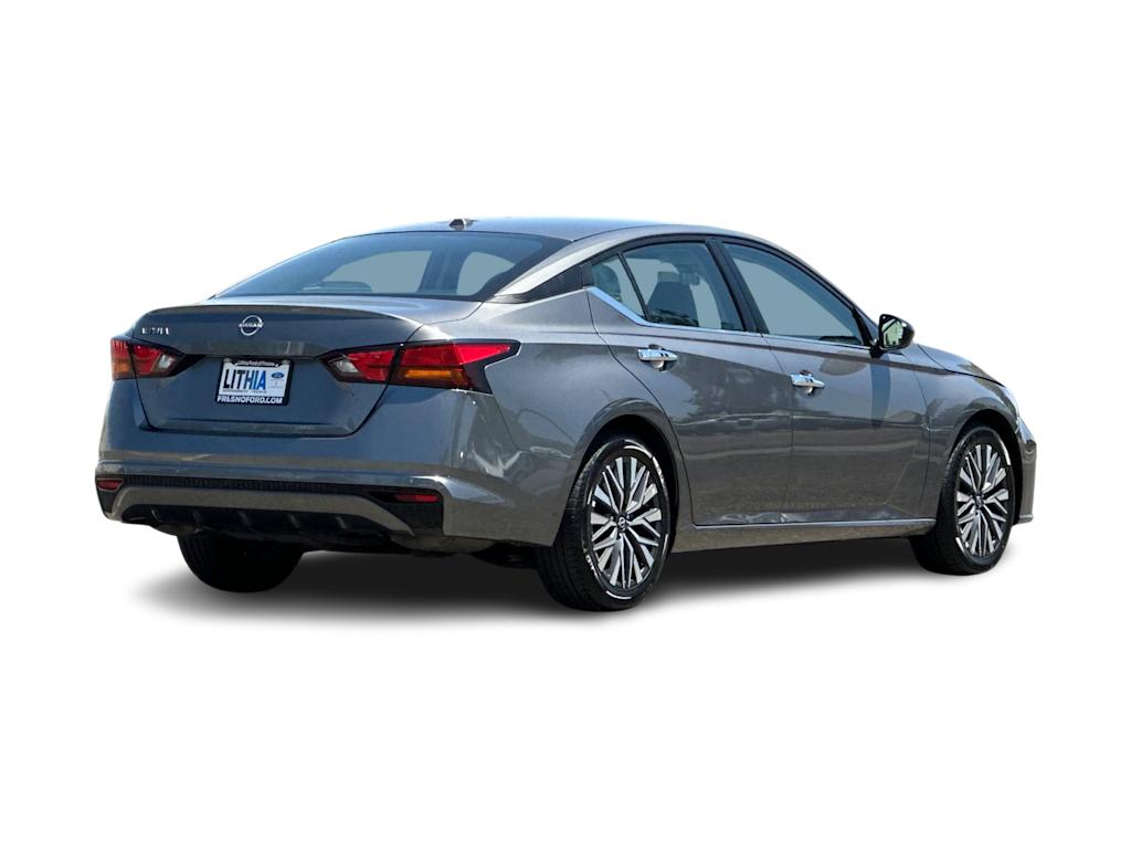 Thumbnail: 2025 Nissan Altima - 18