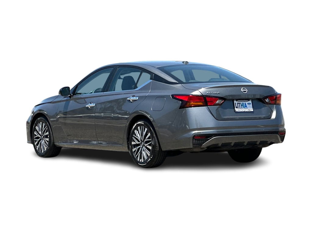 Thumbnail: 2025 Nissan Altima - 4