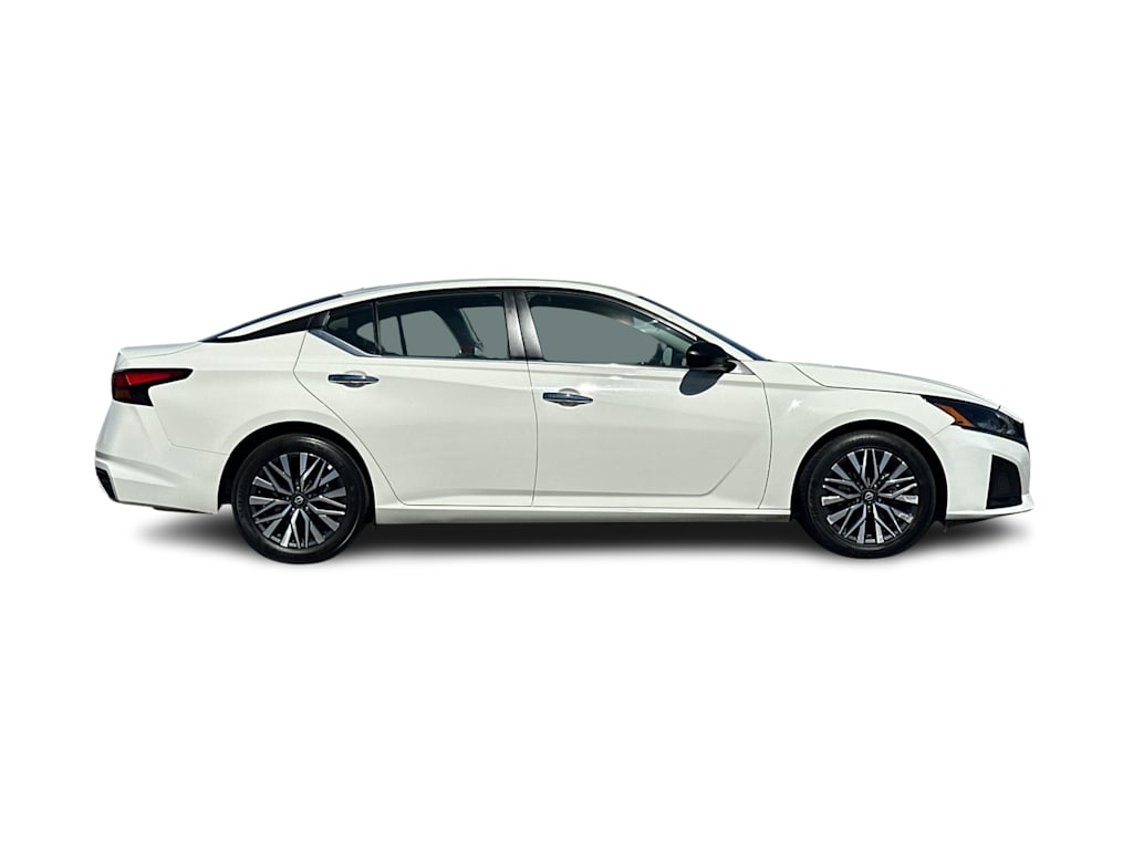 Thumbnail: 2025 Nissan Altima - 19
