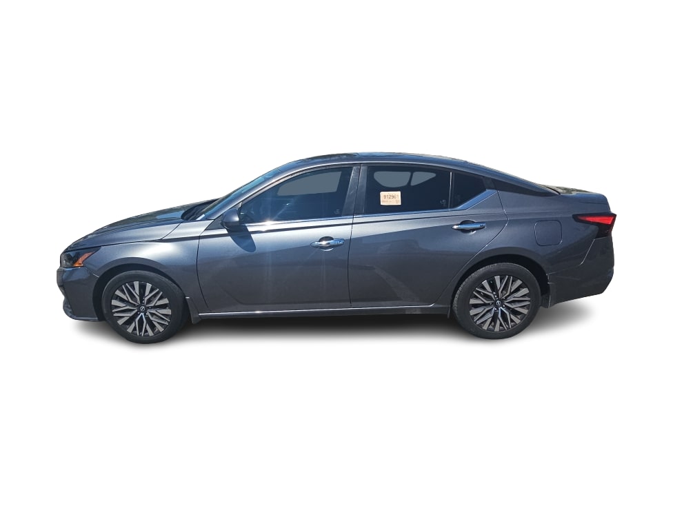 Thumbnail: 2023 Nissan Altima - 3