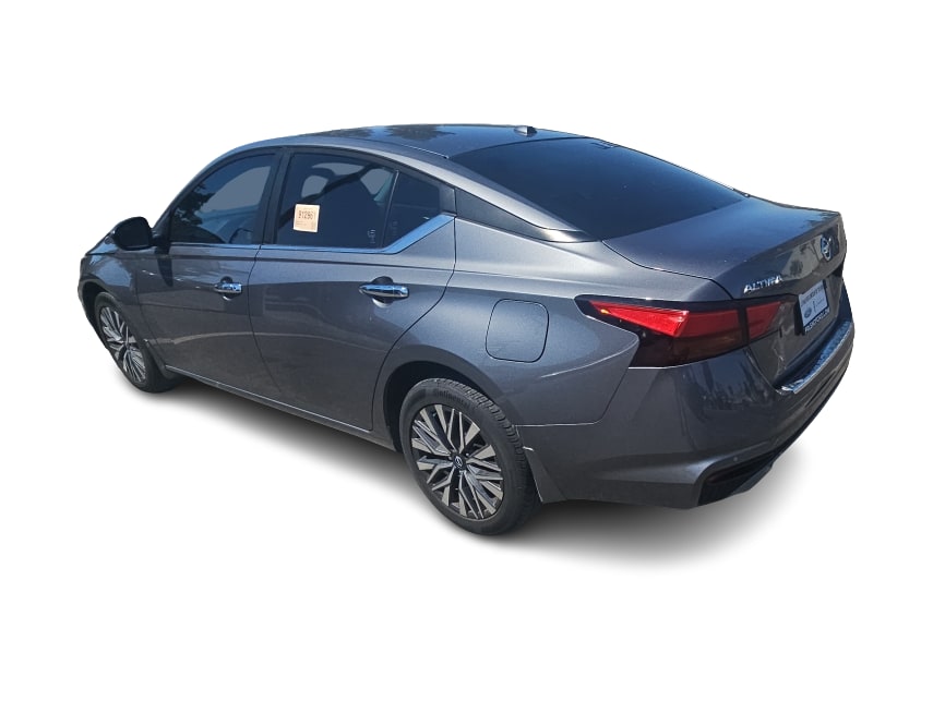 Thumbnail: 2023 Nissan Altima - 4