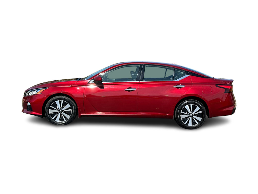 Thumbnail: 2022 Nissan Altima - 3