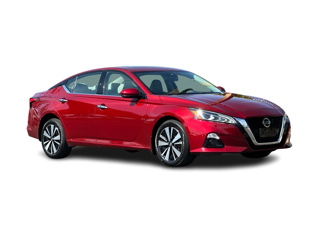 Thumbnail: 2022 Nissan Altima - 18