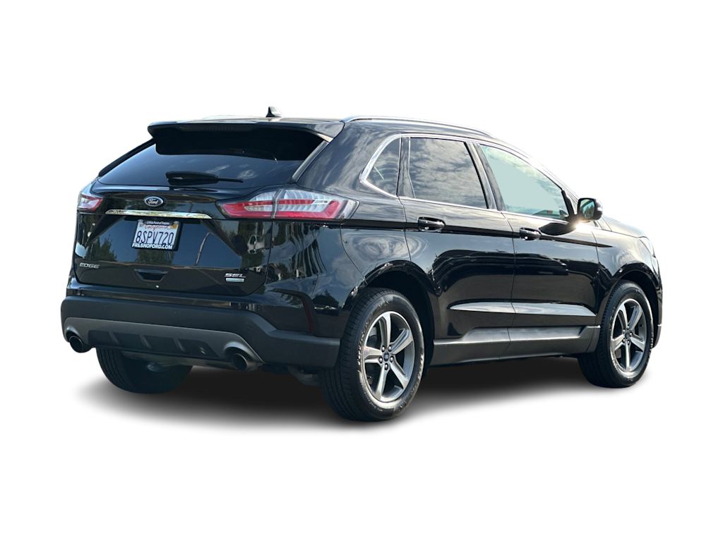 Thumbnail: 2020 Ford Edge - 18