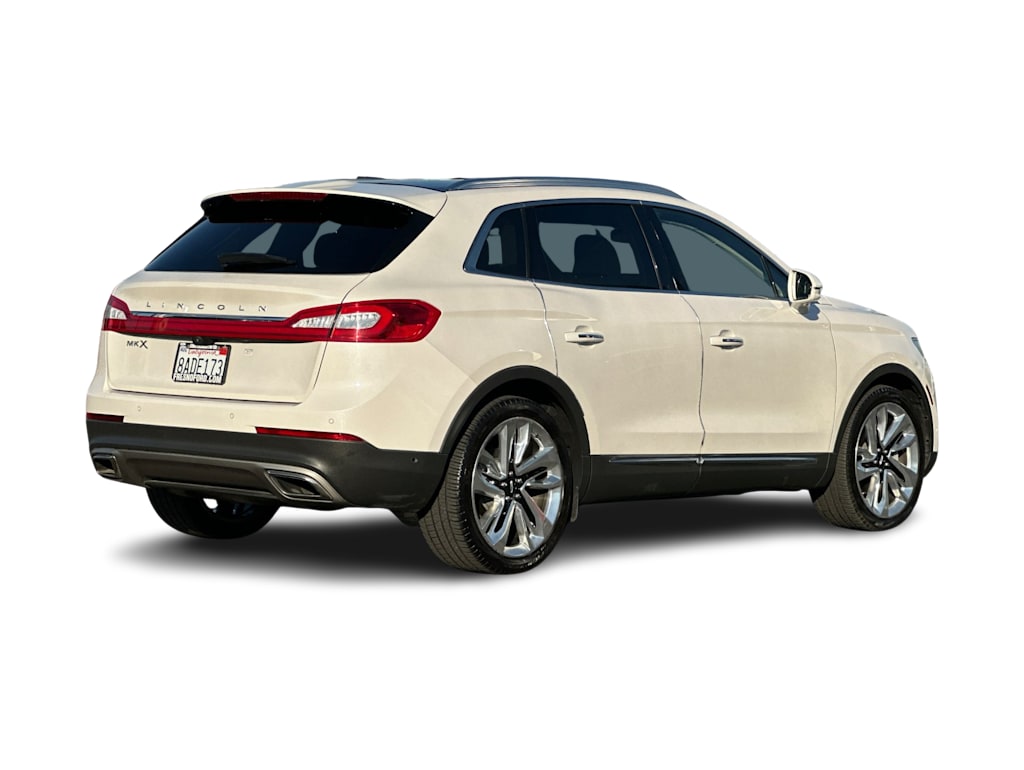 Thumbnail: 2017 Lincoln MKX - 17