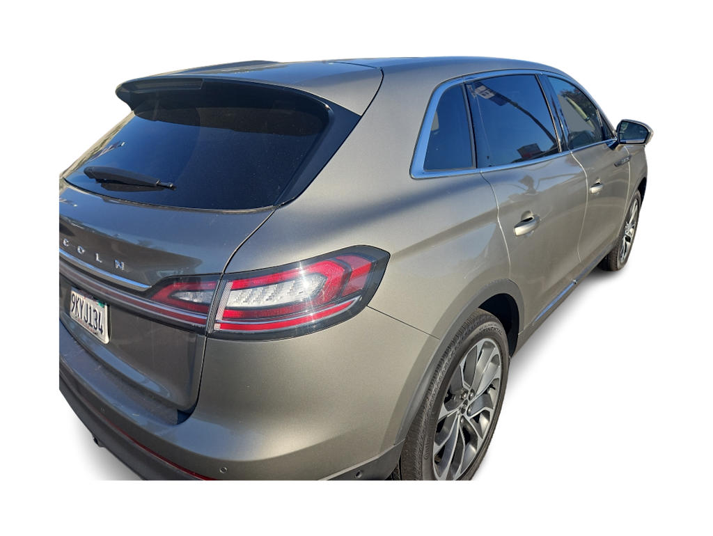 Thumbnail: 2023 Lincoln Nautilus - 21