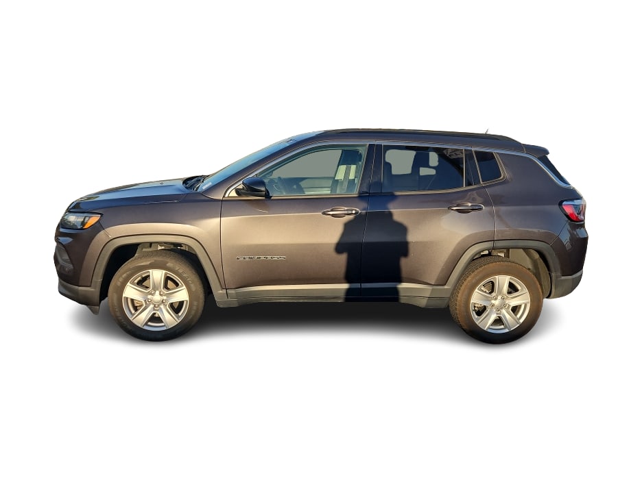Thumbnail: 2022 Jeep Compass - 3