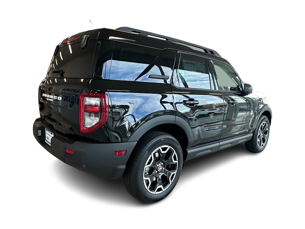 Thumbnail: 2025 Ford Bronco Sport - 17