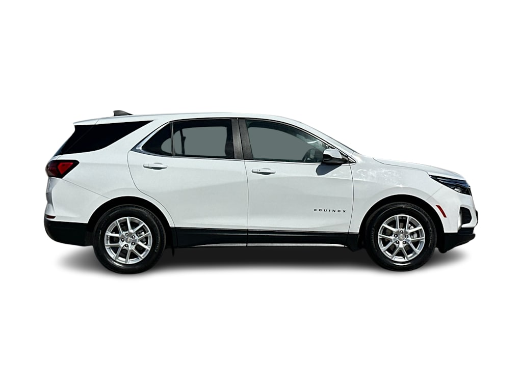 Thumbnail: 2023 Chevrolet Equinox - 21