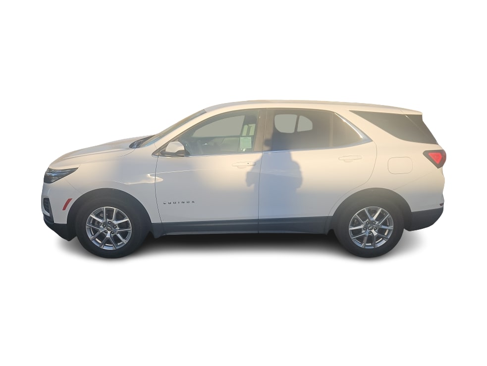 Thumbnail: 2023 Chevrolet Equinox - 3