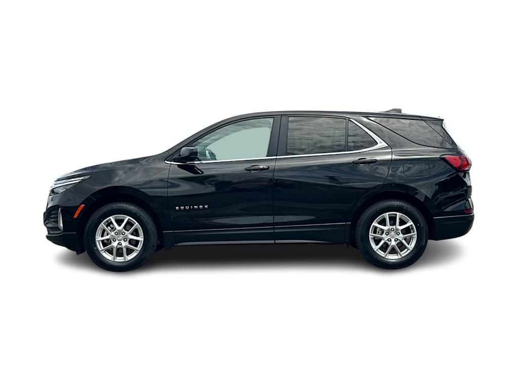 Thumbnail: 2022 Chevrolet Equinox - 3