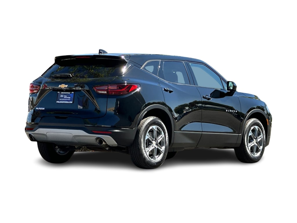 Thumbnail: 2025 Chevrolet Blazer - 18