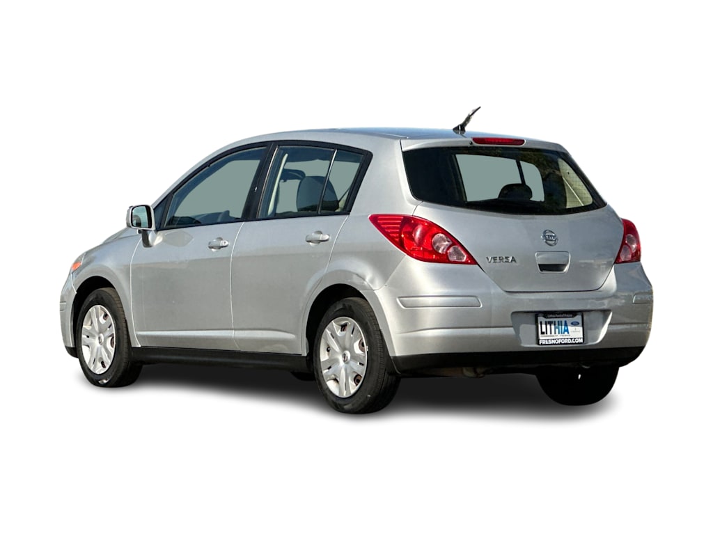 Thumbnail: 2010 Nissan Versa - 4