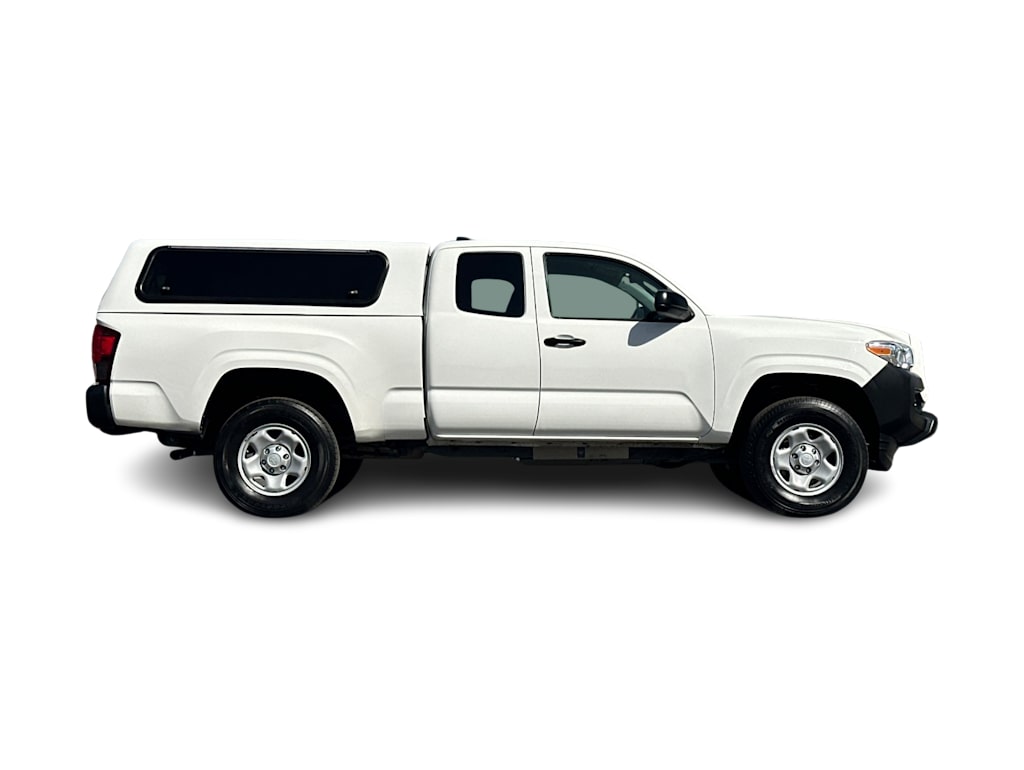 Thumbnail: 2023 Toyota Tacoma - 19