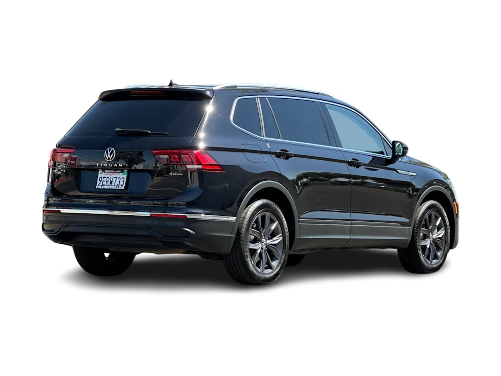 Thumbnail: 2023 Volkswagen Tiguan - 19