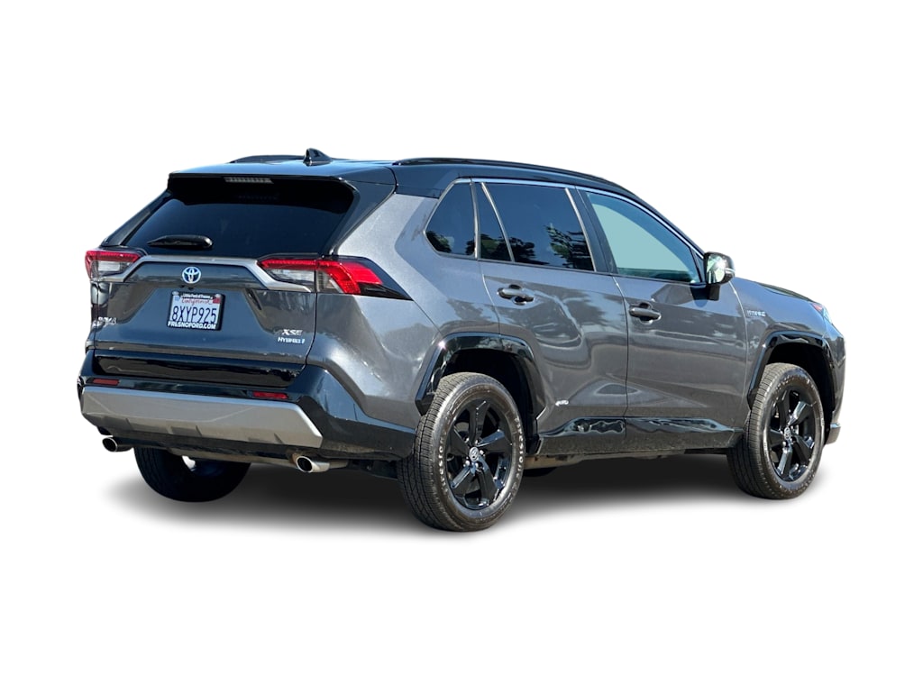 Thumbnail: 2021 Toyota RAV4 - 19