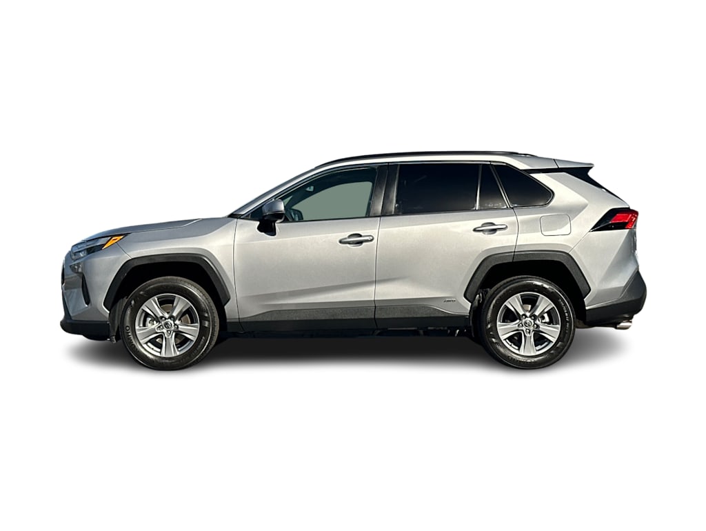 Thumbnail: 2022 Toyota RAV4 - 3