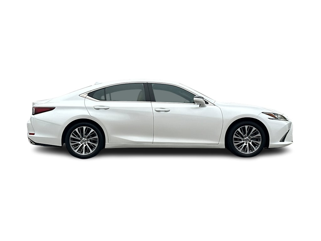 Thumbnail: 2019 Lexus ES - 17