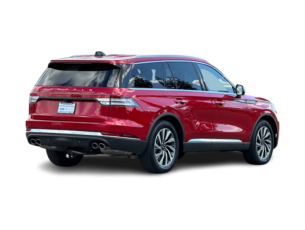 Thumbnail: 2026 Lincoln Aviator - 16