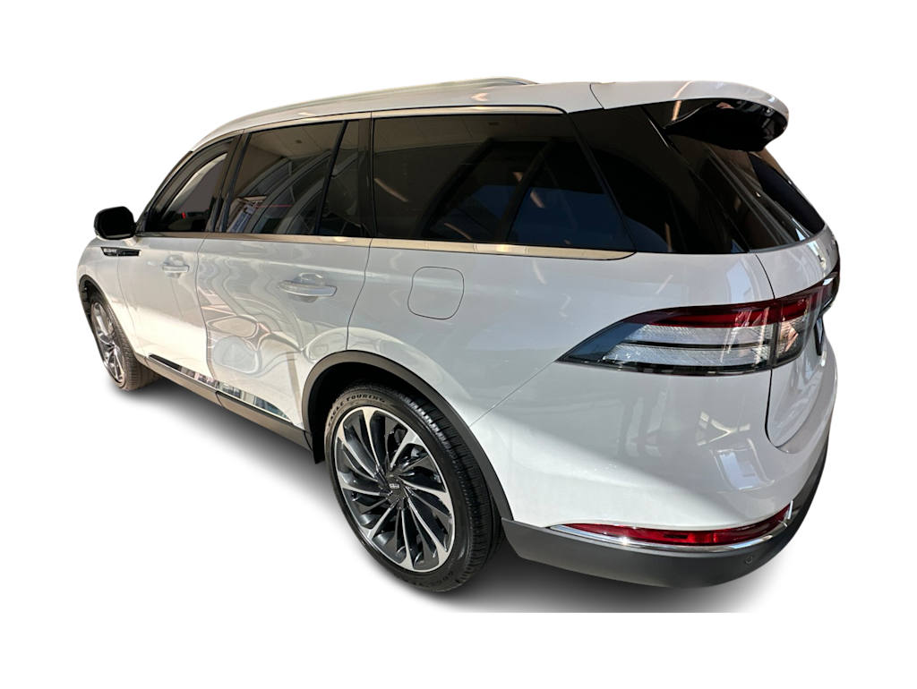 Thumbnail: 2026 Lincoln Aviator - 3
