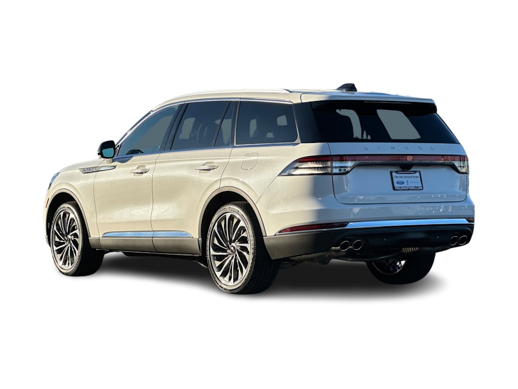 Thumbnail: 2026 Lincoln Aviator - 4