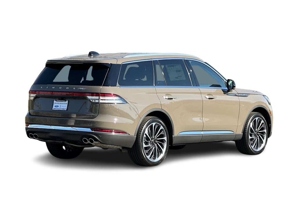 Thumbnail: 2026 Lincoln Aviator - 16
