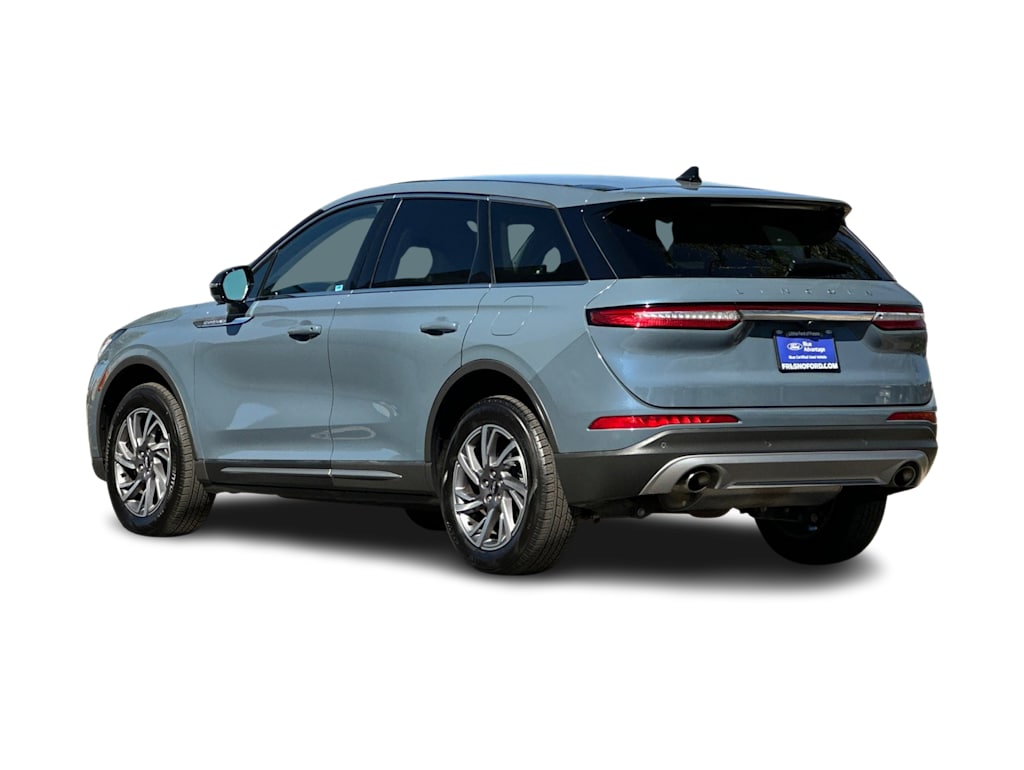 Thumbnail: 2023 Lincoln Corsair - 4