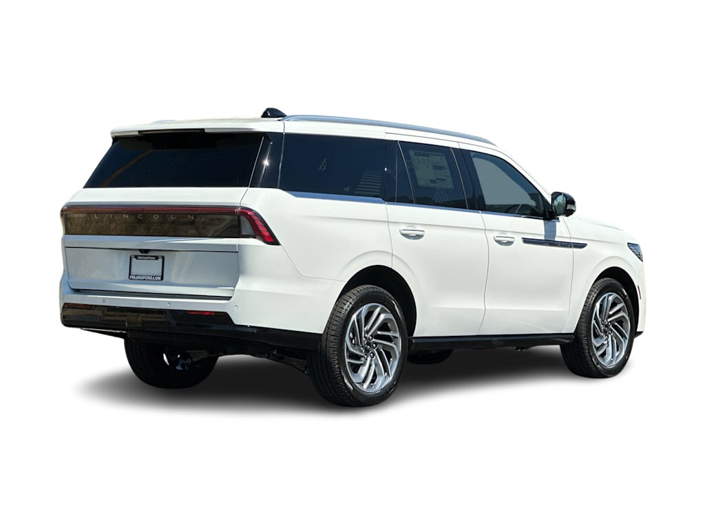 Thumbnail: 2026 Lincoln Navigator - 15