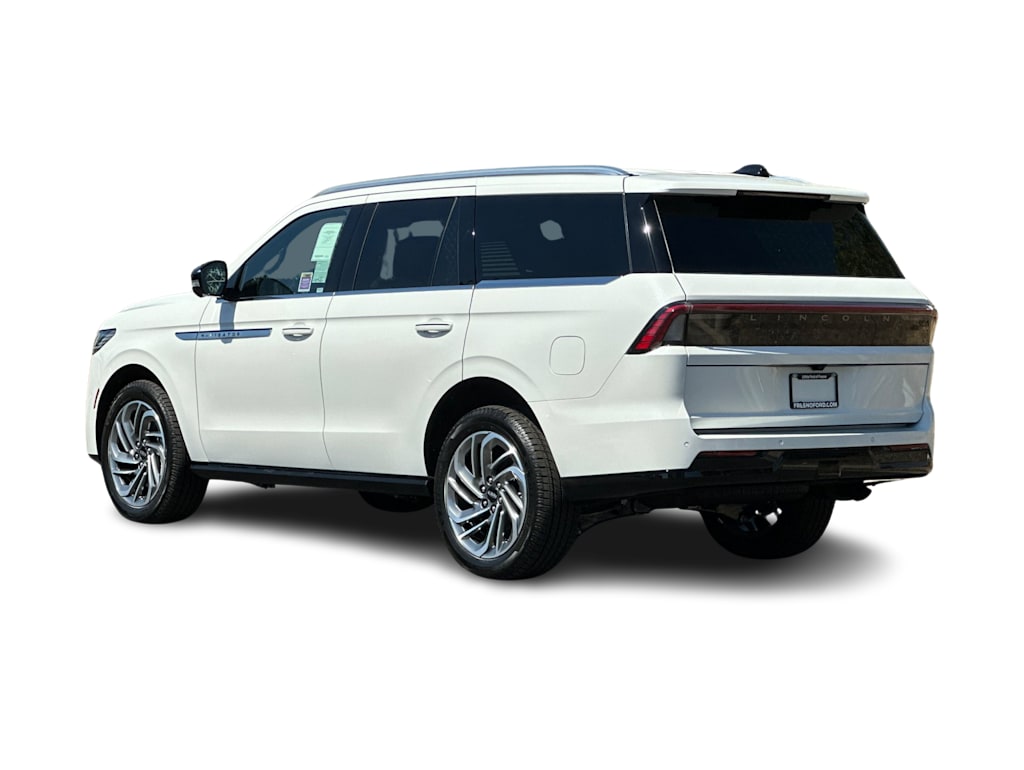 Thumbnail: 2026 Lincoln Navigator - 4