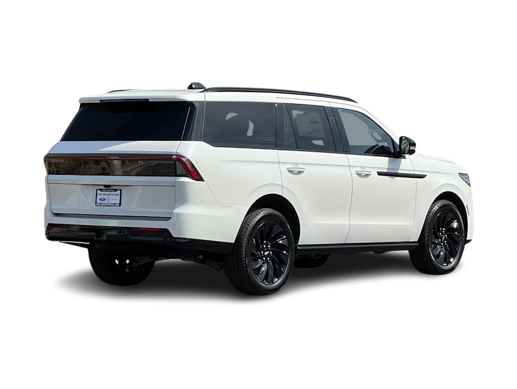 Thumbnail: 2026 Lincoln Navigator - 16