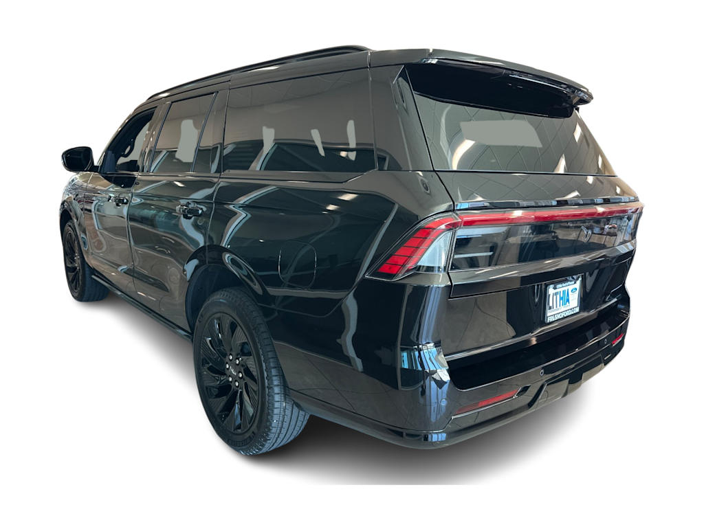 Thumbnail: 2026 Lincoln Navigator - 15