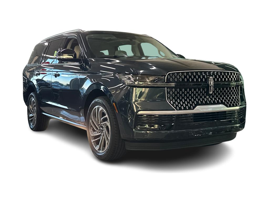 Thumbnail: 2025 Lincoln Navigator - 17
