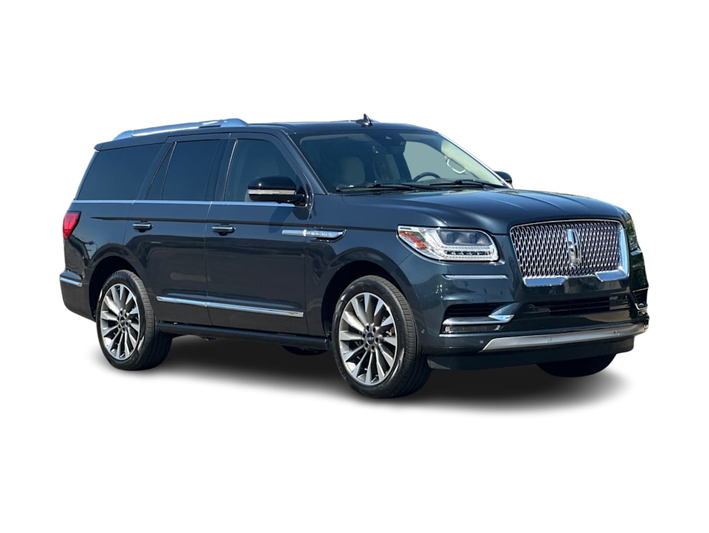 Thumbnail: 2021 Lincoln Navigator - 19