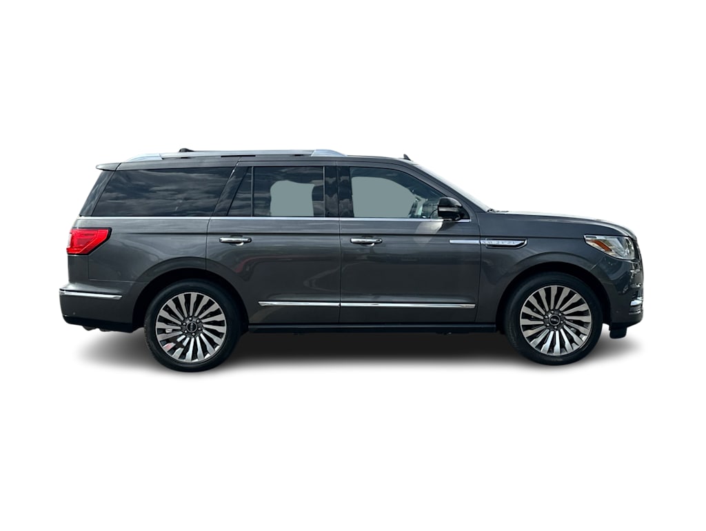 Thumbnail: 2018 Lincoln Navigator - 16