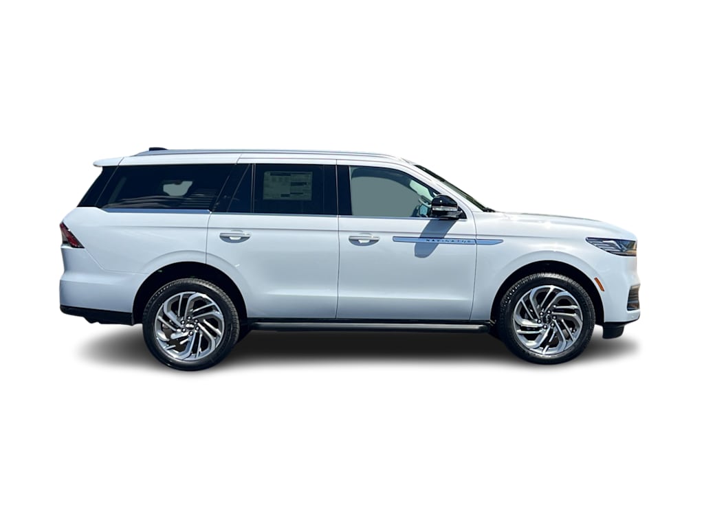 Thumbnail: 2026 Lincoln Navigator - 17