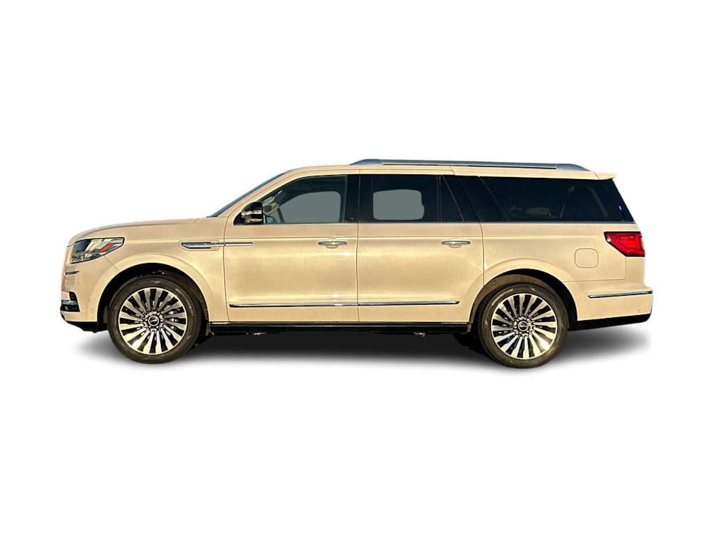 Thumbnail: 2018 Lincoln Navigator L - 3