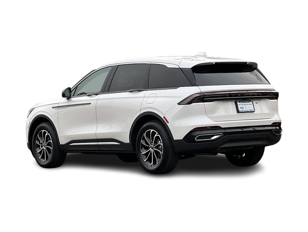 Thumbnail: 2026 Lincoln Nautilus - 4