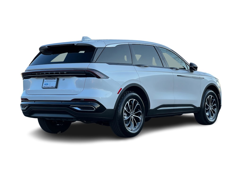 Thumbnail: 2026 Lincoln Nautilus - 16