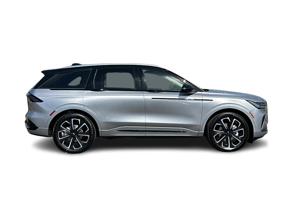 2025 Lincoln Nautilus Reserve 17