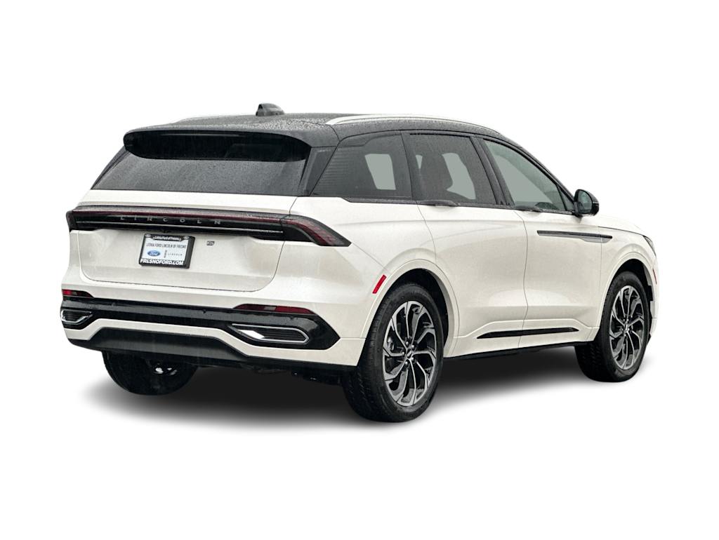 Thumbnail: 2026 Lincoln Nautilus - 15