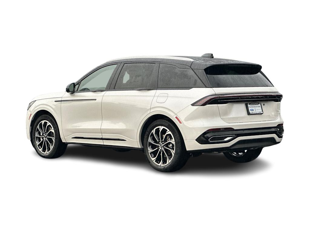 Thumbnail: 2026 Lincoln Nautilus - 4