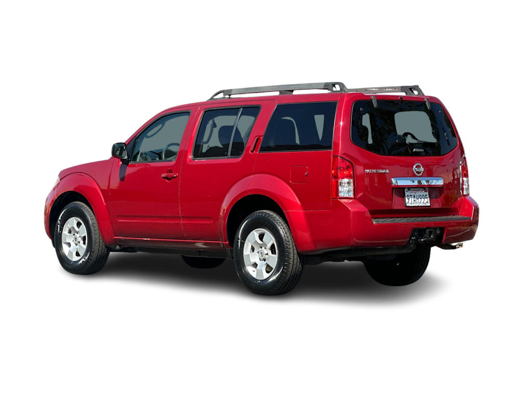 Thumbnail: 2012 Nissan Pathfinder - 4