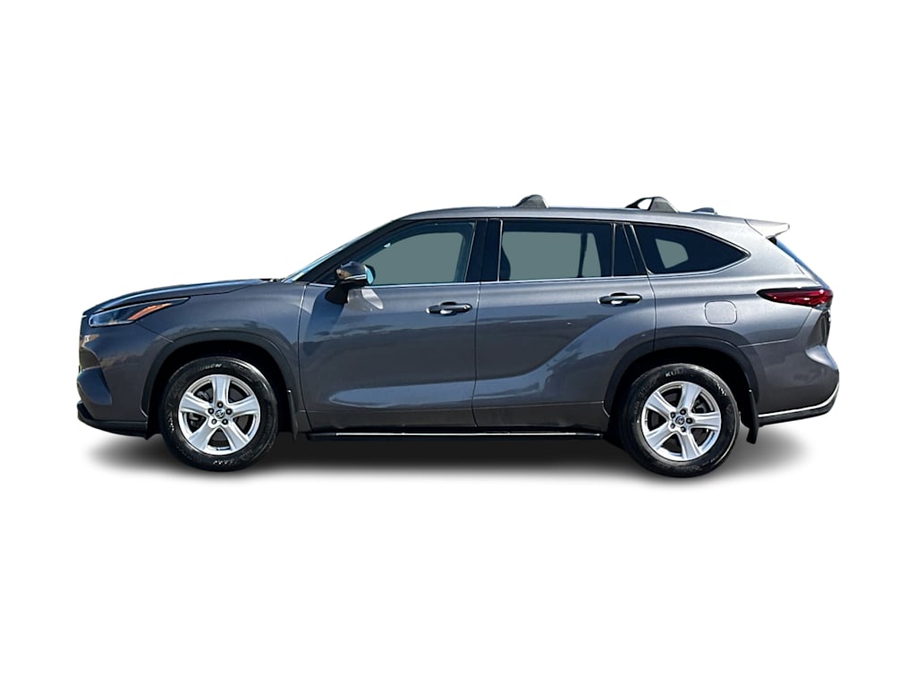 Thumbnail: 2021 Toyota Highlander - 3