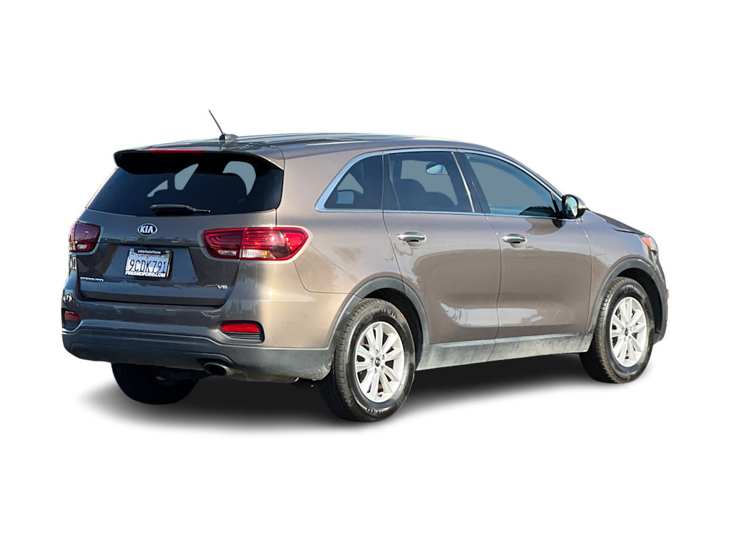 2020 Kia Sorento LX 19
